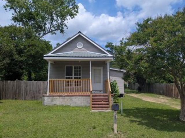 House for sale in Warrenville