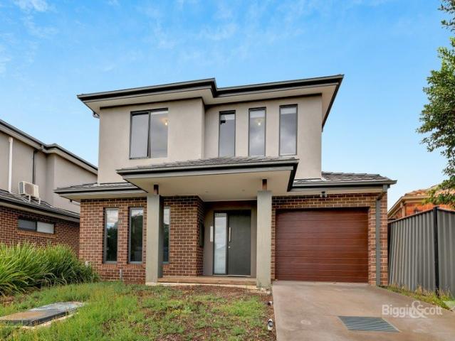 Townhouse for sale in Camerons Creek, Victoria
