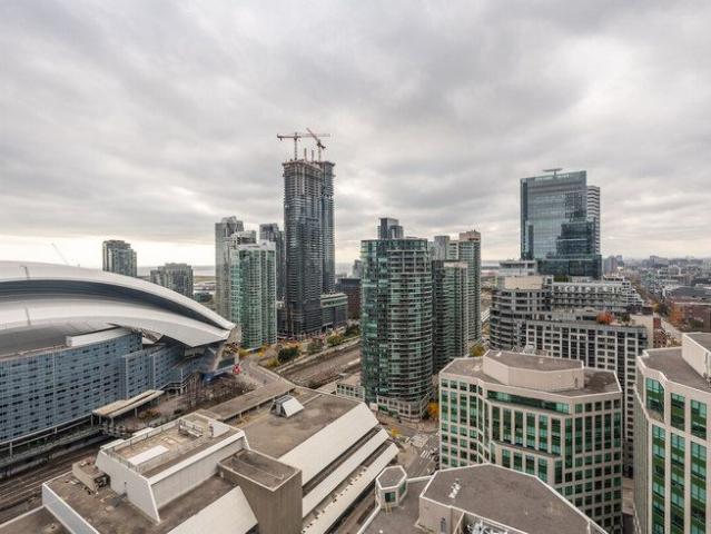 House for rent in Spadina—Fort York, Toronto