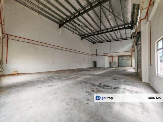 Warehouse for rent in Ulu Tiram, Johor