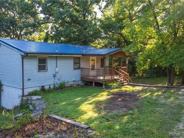 House for sale in Linn Creek