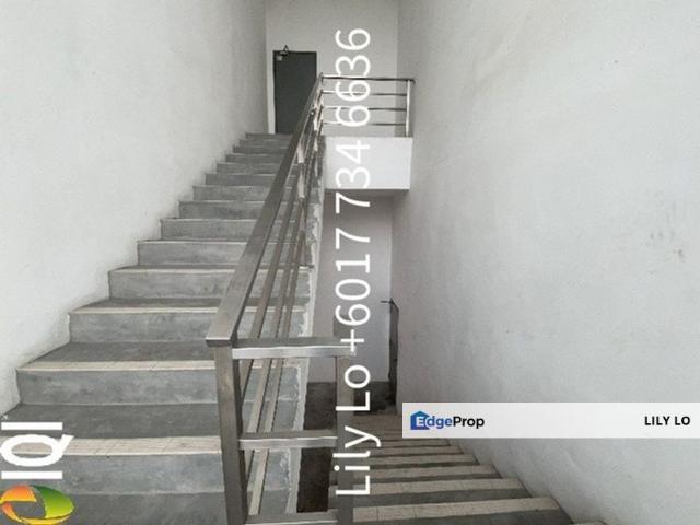 Warehouse for rent in Ulu Tiram, Johor