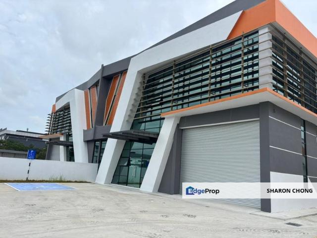 Warehouse for rent in Ulu Tiram, Johor