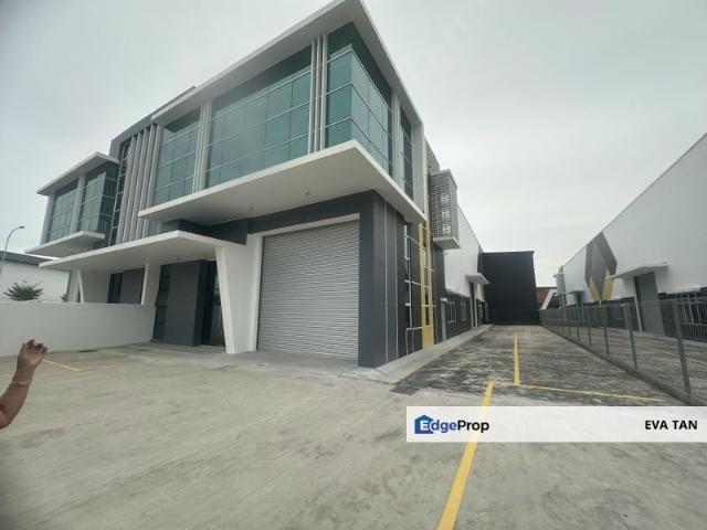 Warehouse for rent in Ulu Tiram, Johor
