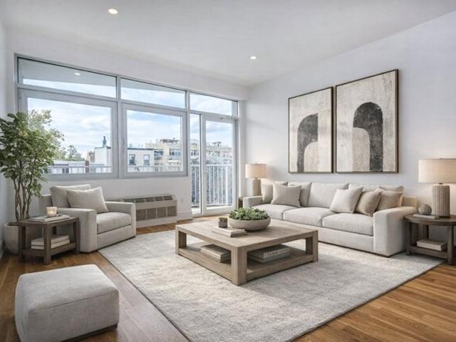 Apartment for sale in Arverne, New York