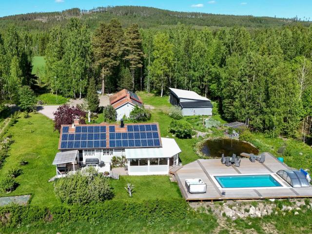 Villa till salu i Bollnäs, Gävleborg