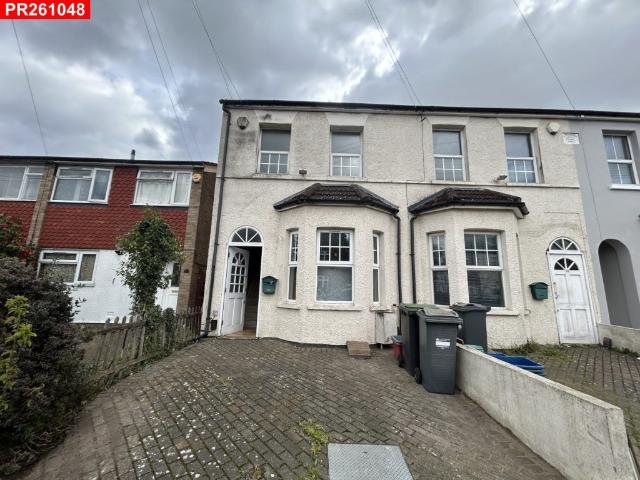 House for rent in Swallow, Buckinghamshire