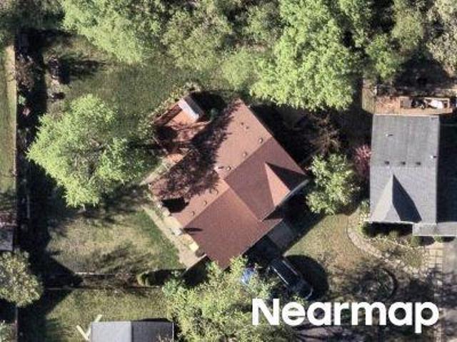 House for sale in Round Lake