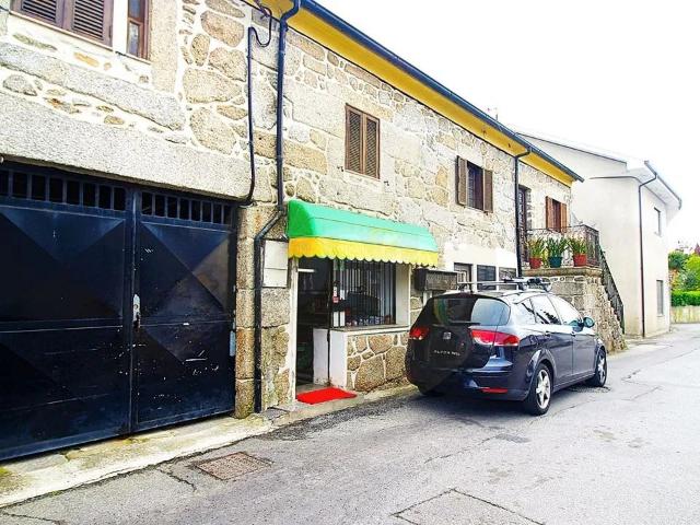 Loja venda em Gavião, Braga