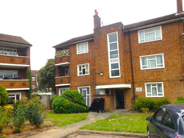 Apartment for rent in Preston, Greater London