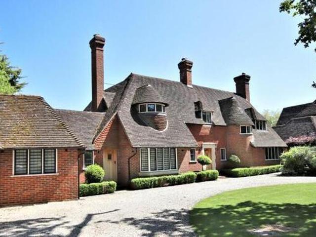 House for sale in Navestock Side, Essex
