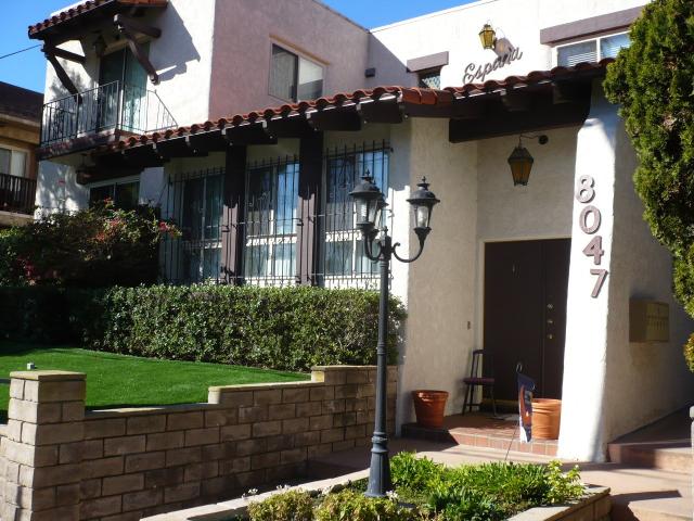 Apartment for rent in Canoga Park, California
