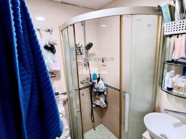 位於 深水埗 Sham Shui Po, 香港 Hong Kong, 提供 出售 的 公寓