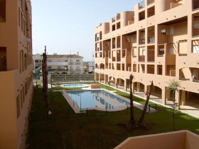 Apartamento en alquiler en Los Pacos, Costa del Sol Occidental