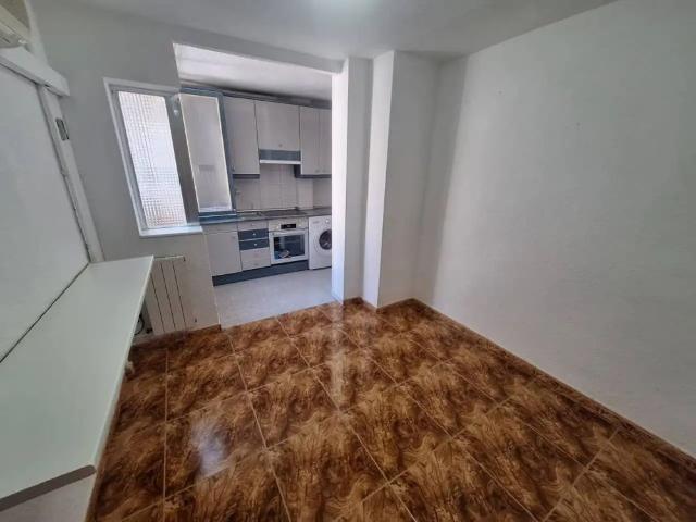 Apartamento en alquiler en La Avanzada - La Cueva, Fuenlabrada