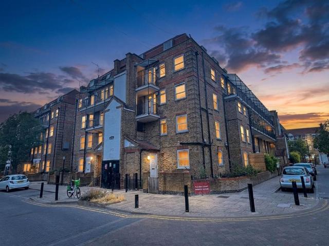 Apartment for rent in Fulham, Greater London