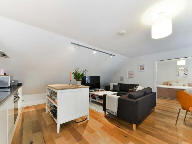 Apartment for rent in Fulham, Greater London