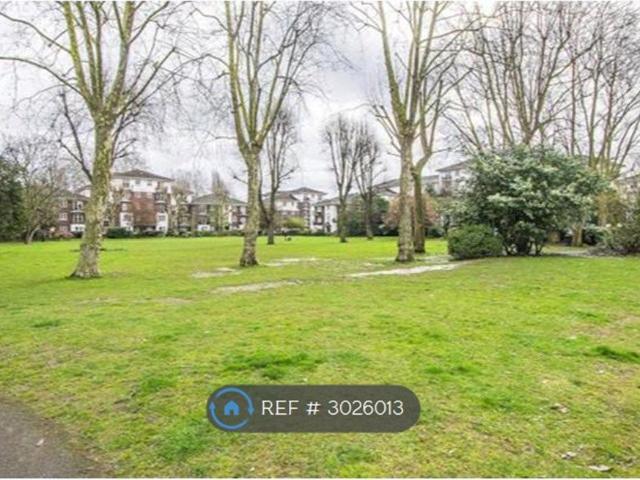 Apartment for rent in West Kensington, Greater London