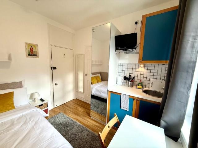 Studio for rent in London Borough of Hammersmith and Fulham, Greater London