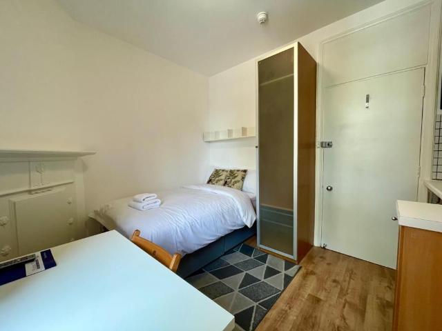 Studio for rent in Hammersmith, Greater London