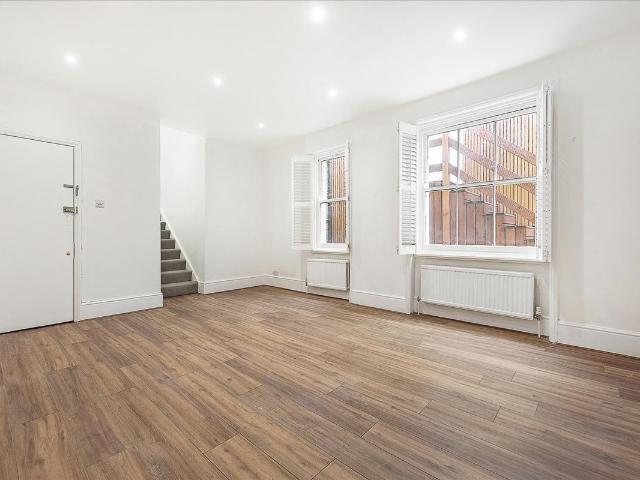 Apartment for rent in London Borough of Hammersmith and Fulham, Greater London