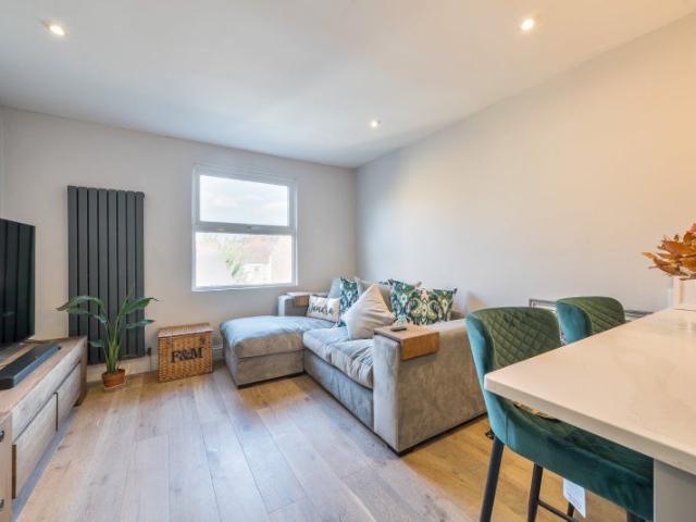 Apartment for rent in London Borough of Hammersmith and Fulham, Greater London