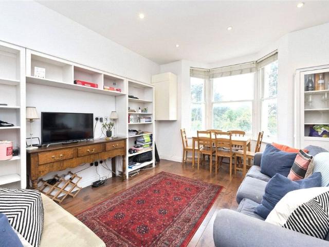 Apartment for rent in Fulham, Cat Hill