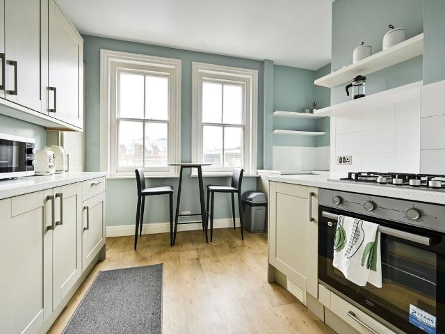 Apartment for rent in Fulham, Walham Green