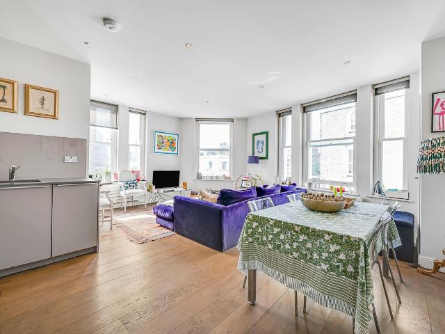 Apartment for rent in Brompton, Greater London