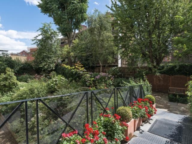 House for rent in Chelsea, Greater London