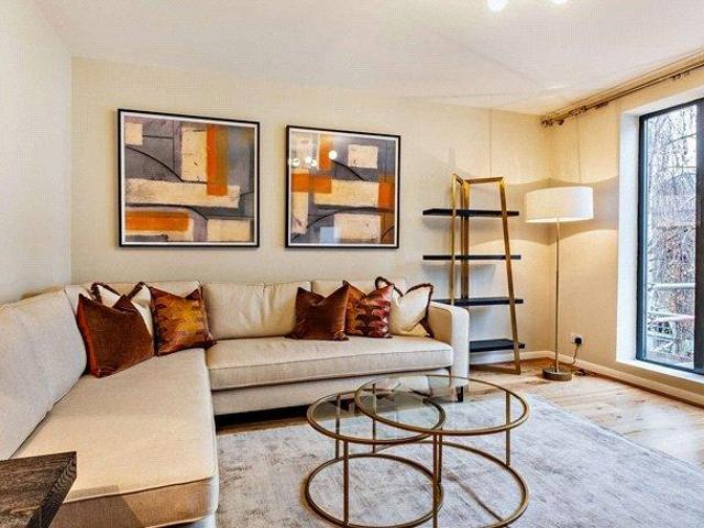 House for rent in Chelsea, Greater London