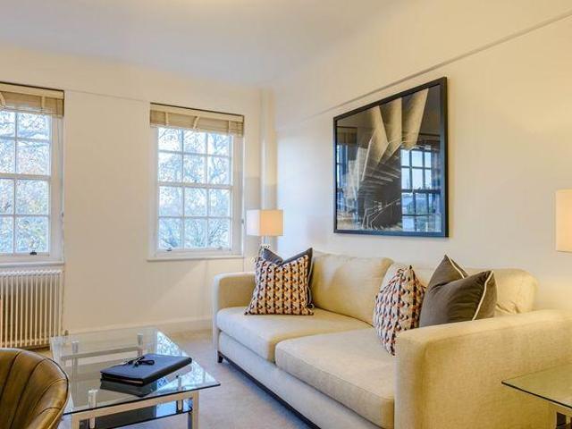 Apartment for rent in Chelsea, Greater London
