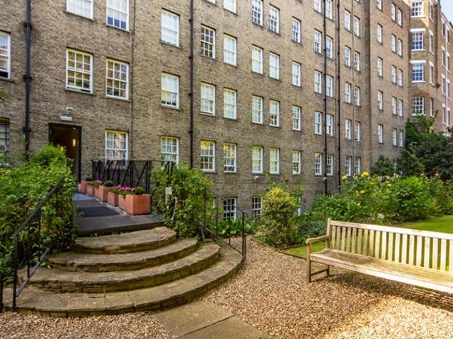 Apartment for rent in Chelsea, Greater London