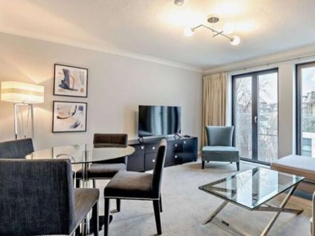 Apartment for rent in Brompton, Greater London