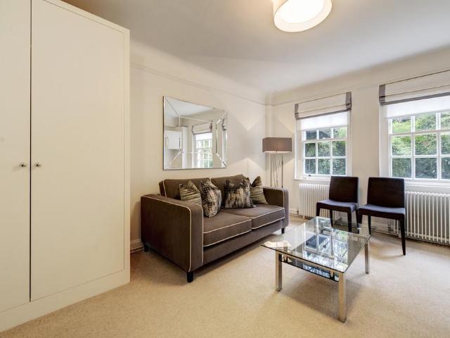 Apartment for rent in Chelsea, Greater London