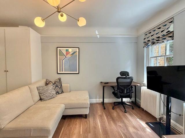 Studio for rent in Chelsea, Greater London