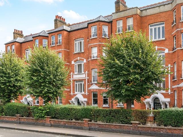 Apartment for rent in Fulham, Greater London