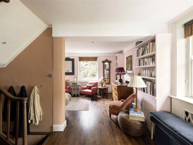 Apartment for rent in Wandon Estate, Greater London
