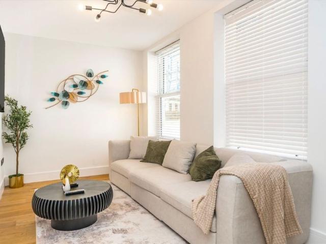 House for rent in Earl's Court, Greater London