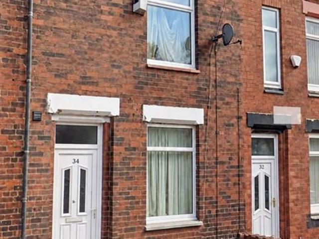 House for rent in New Earth, Oldham