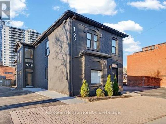 Commercial for rent in Ancaster, Ontario