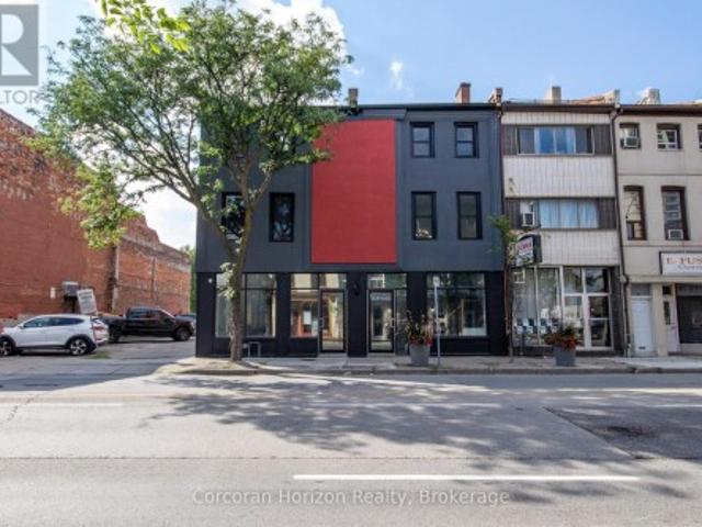 Commercial for rent in Ancaster, Ontario