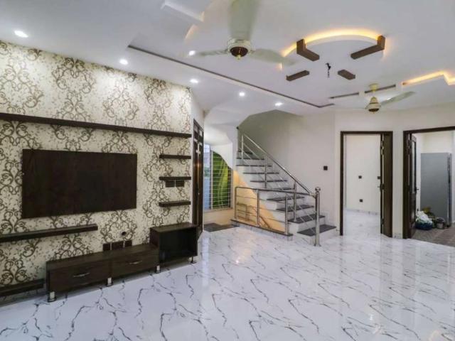 House for sale in روڑانوالہ, لاہور ڈویژن