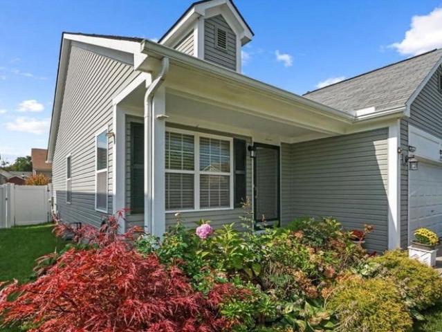 Room for rent in Redford, Michigan