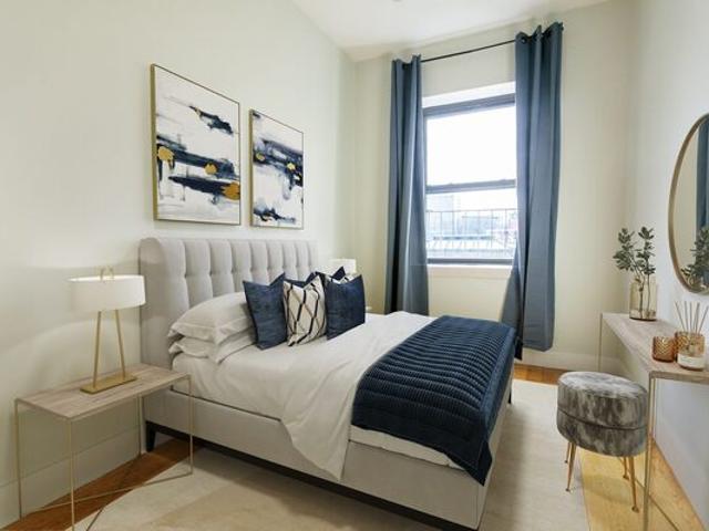 Room for rent in Arverne, New York