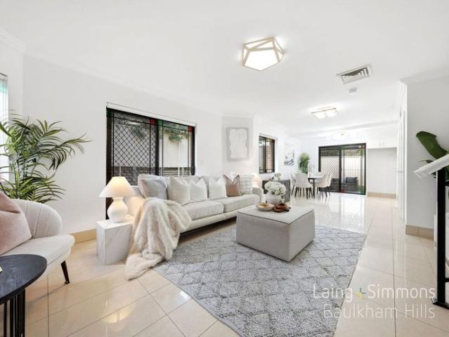 Townhouse for rent in Baulkham Hills, Sydney