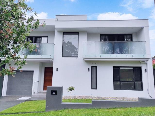 Duplex for rent in Sydney, New South Wales