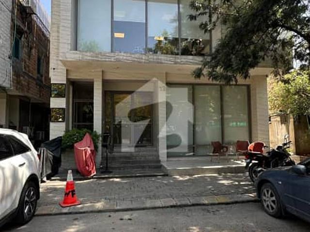 Building for rent in اسلام آباد, زون 1