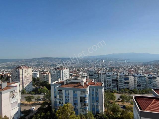 Bornova, İzmir içerisinde satılık mülk