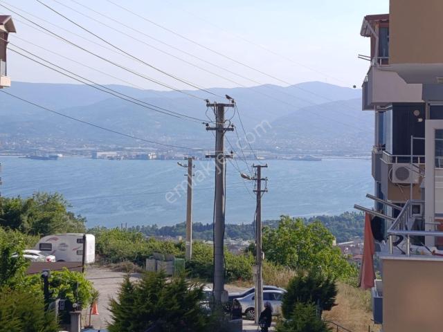 İzmit, Kocaeli içerisinde satılık mülk